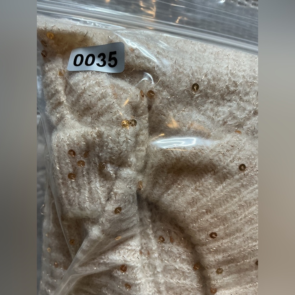 Express Sequin Speckled Knit Sweater - Cream/Oatmeal - Size L - Picture 8 of 8